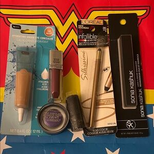 Maybelline Color Sensational Lipstick - Deep purple